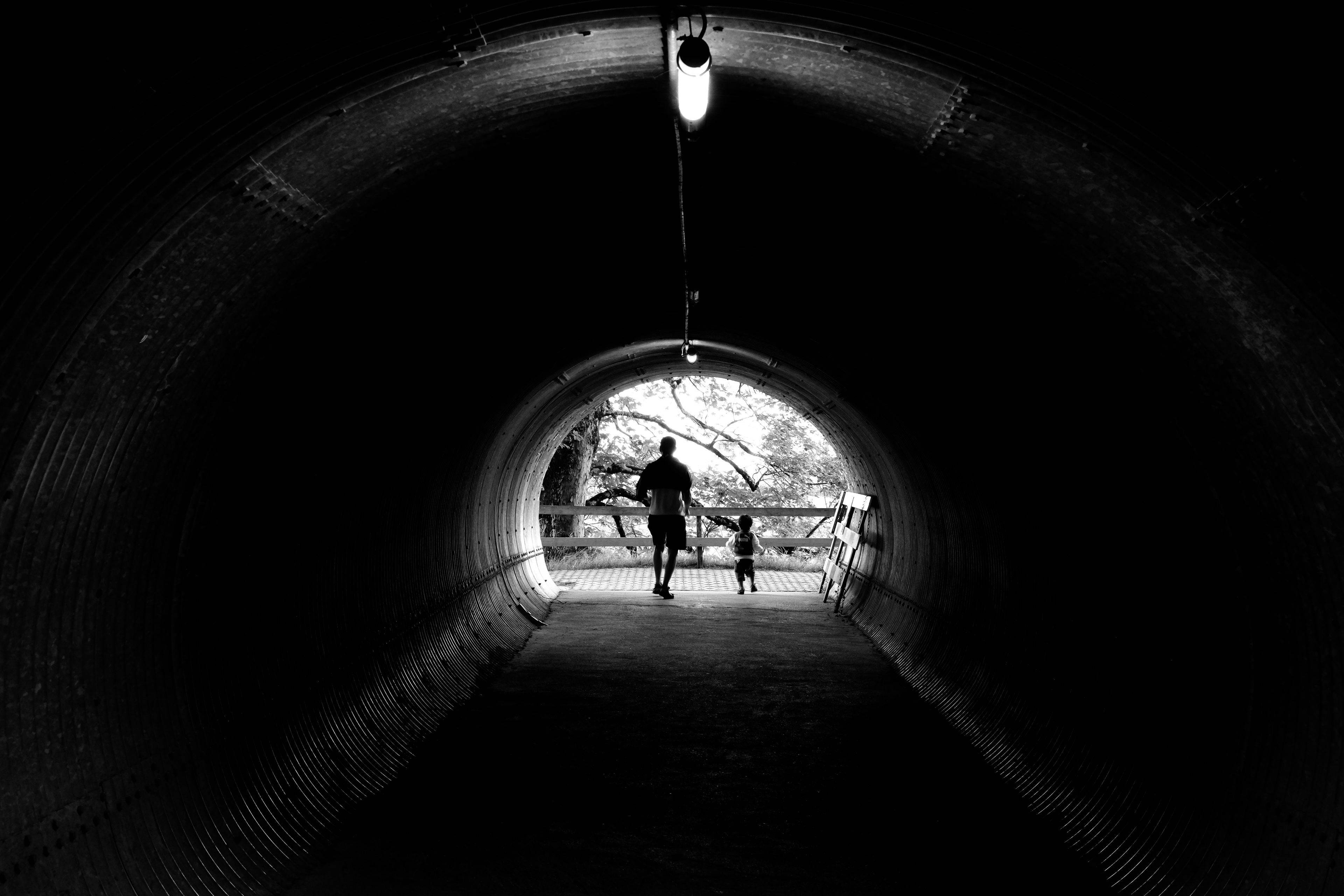 BW tunnel